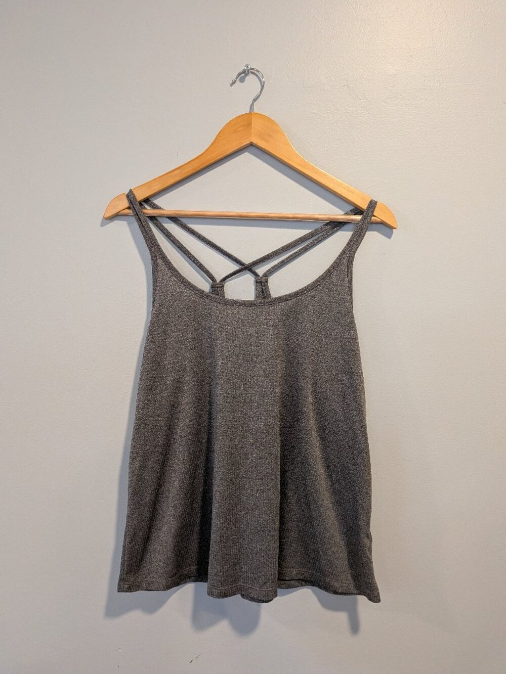 old navy active go dry athletic tank gray large